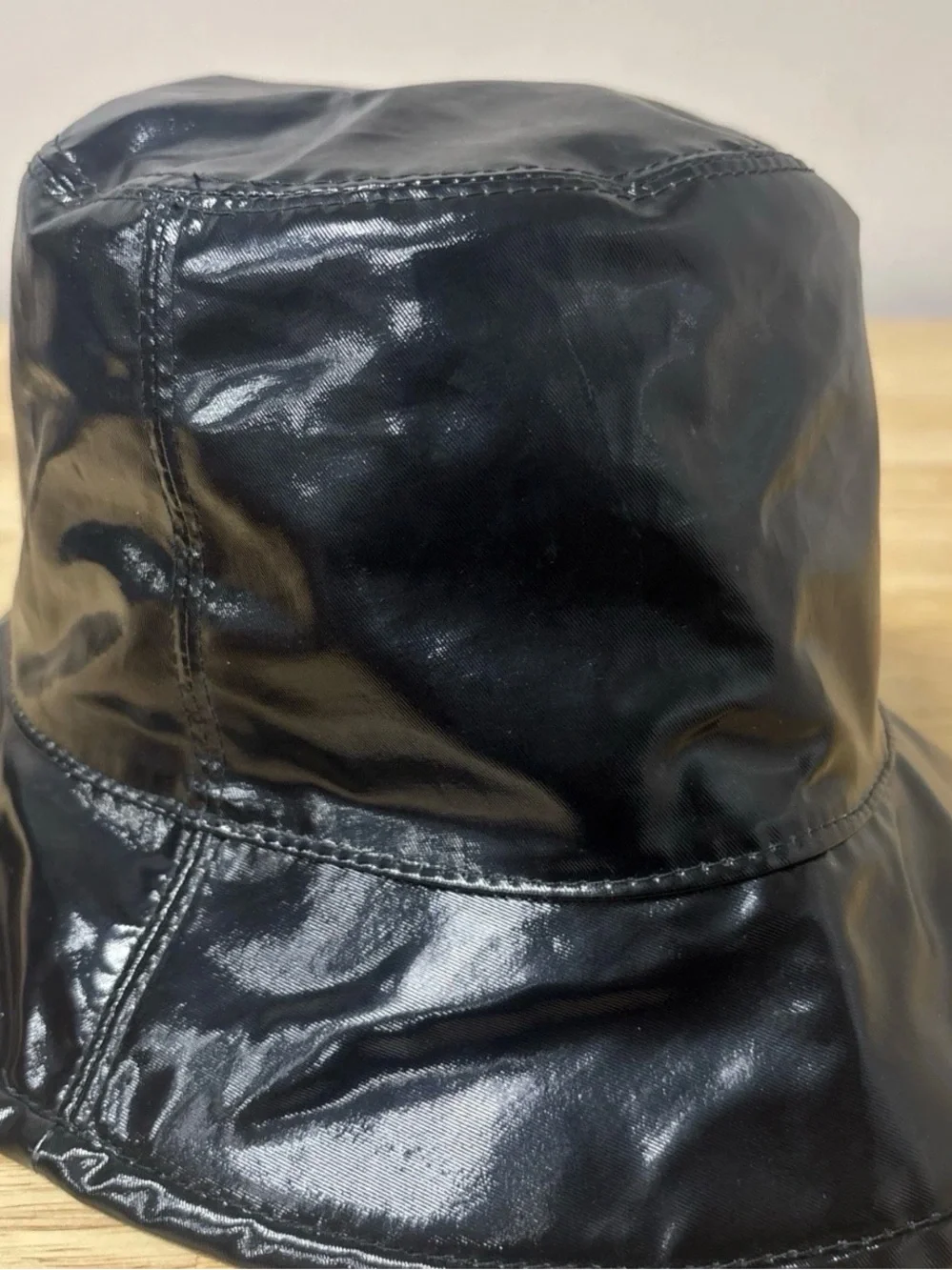 Gucci Black Logo-Print Bucket Hat Sz M